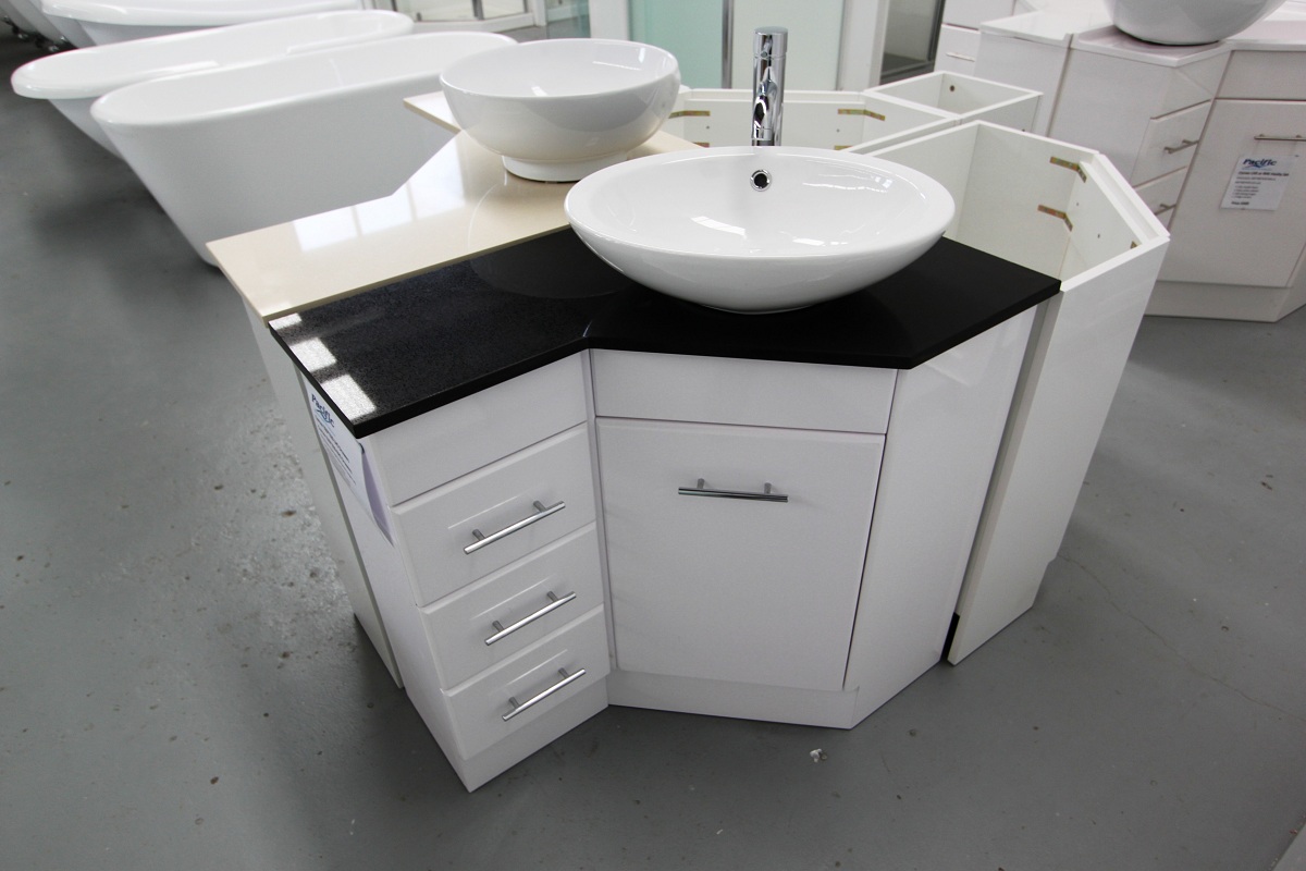 Corner Bathroom Vanities With Sink