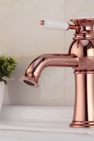 brass_bathroom_faucets