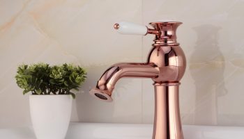 brass_bathroom_faucets